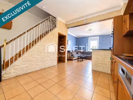 maison mitoyenne - 80m² - jardin clos - garage