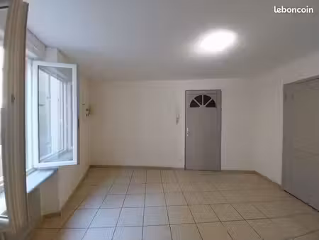 villeneuve les beziers appartement rdc