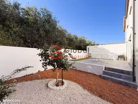 villa 4 pièces 98 m²
