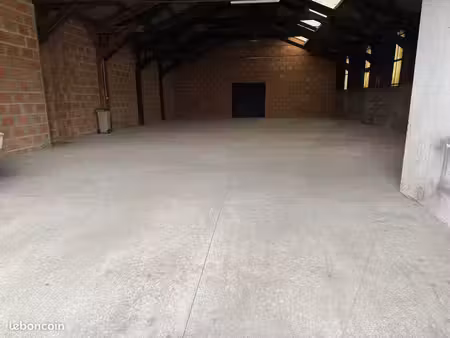 local / entrepôt / garage de 303 m² – fort potentiel à libourne