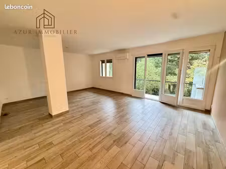 appartement 4 pièces 94 m²