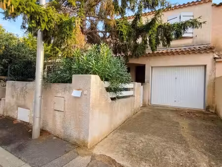 villa 4 pièces 75 m²