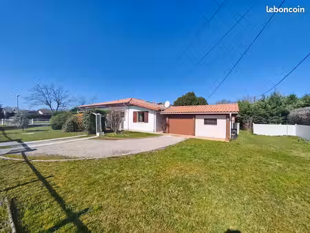 maison t6 de 170 m2 à fort potentiel