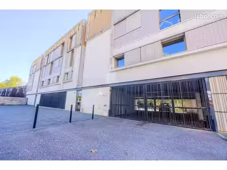 appartement 4 pièces 84 m²