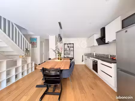 maison de charme en pierre rénovée - vieux lormont