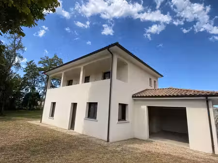 maison neuve de 113 m² avec 4 chambres  garage et jardin à saint-laurent-d’arce