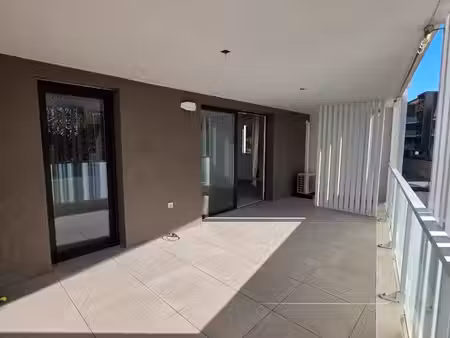 [à vendre] t3 d'exception de 67 m² - disponible immédiatement - terrasse 21 m²  piscine & 