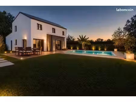 maison 6 pièces 140 m²