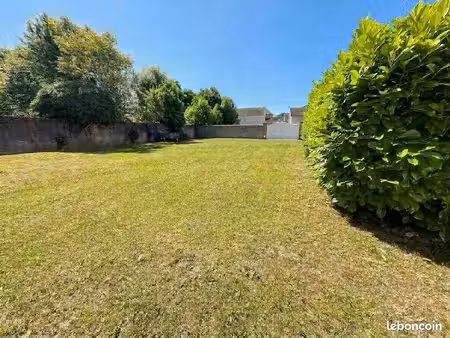 renage terrain constructible 550 m2