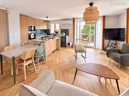 appartement t4/5 110m2 refait à neuf