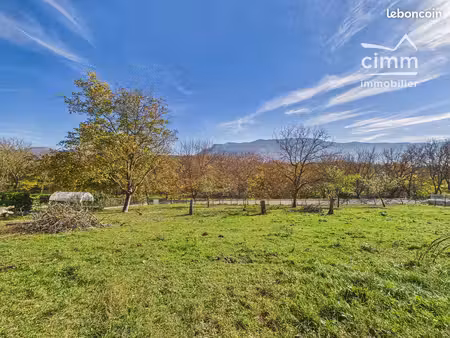terrain 1000 m² morette
