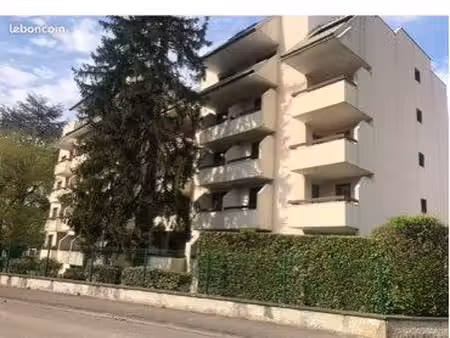 t3 standing 64 m terrasse +balcon