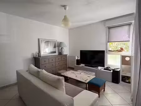 appartement t2 - 43m2 + terrasse - saint martin d’hères