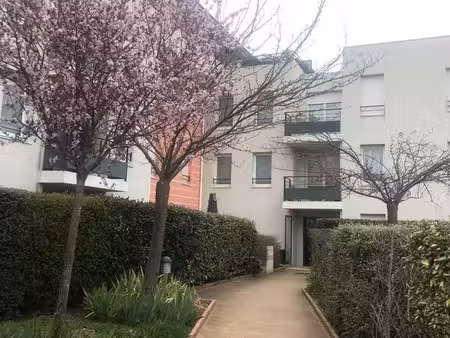 appartement t3 de 63m2 avec balcon et parking