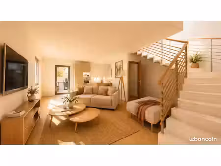 appartement rénové avec terrasse et garage