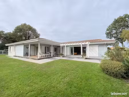 maison 7 pièces 189 m²