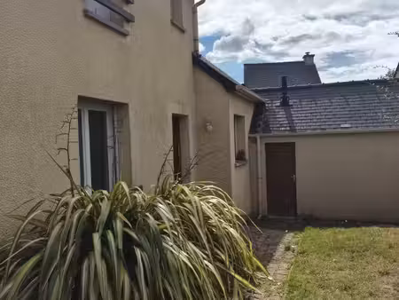 maison 100 m2 pres du bourg la chapelle des fougeretz