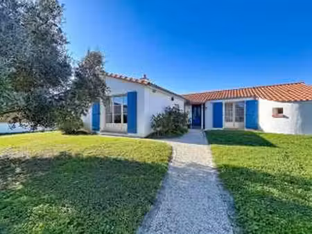 vente maison à bretignolles-sur-mer (85470) : à vendre / 146m² bretignolles-sur-mer