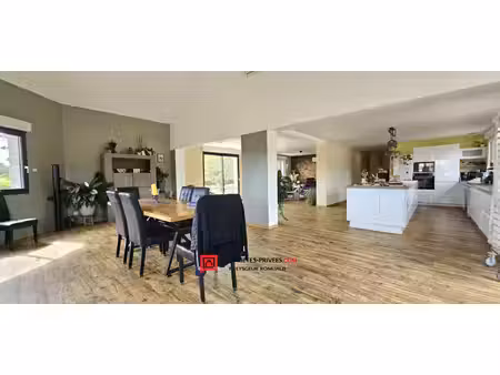 maison courtenay 4 pièce(s) 1600 m2