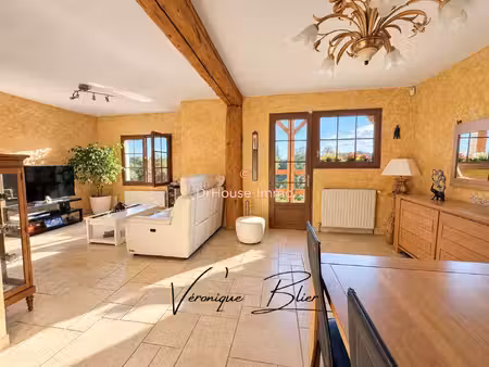 charmante maison de 5 pièces