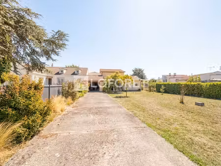 tournefeuille - maison t5 de 93 m² avec véranda  garage et jardin
