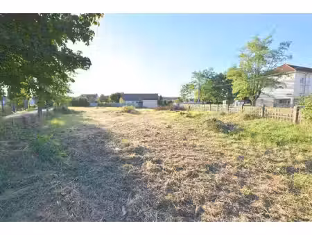dpt saône et loire (71)  à vendre gueugnon terrain
