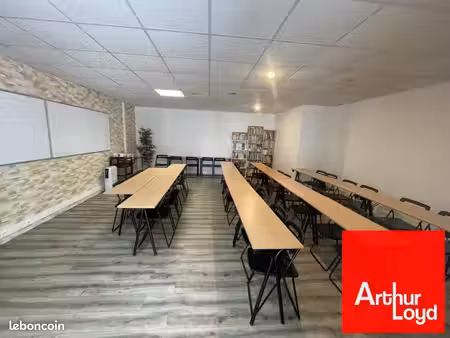 bureau 107 m²