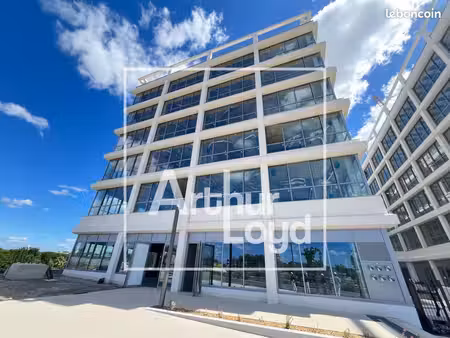 bureaux 1 541 m²