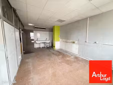 bureaux 128 m²