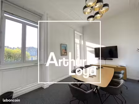 bureaux 276 m²
