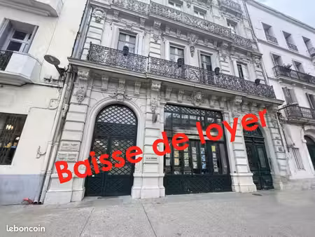 bureaux 641 m²