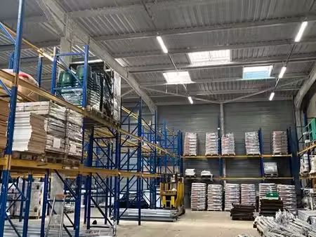 location entrepôt dieppe 76200 620m²