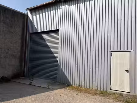 loue hangar
