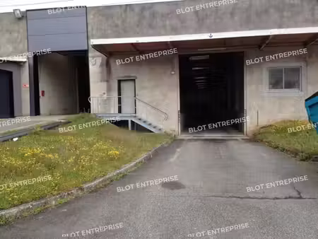 location local d’activités lanester 56600 202m²
