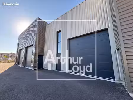 local d'activité 132 m²