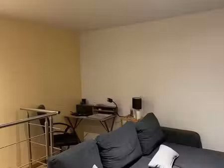 location appartement meublé duplex f2 60 m2 centre poligny avec jardin