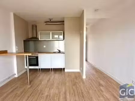 location appartement 2 pièces à mondeville (14120) : à louer 2 pièces / 38m² mondeville