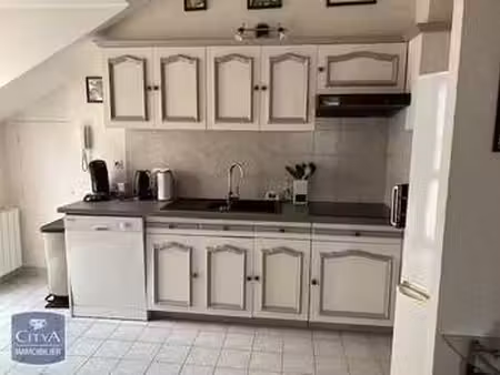 location appartement 2 pièces meublé à saumur (49400) : à louer 2 pièces meublé / 54m² sau