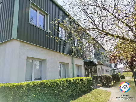 bureaux 25 m² villefontaine