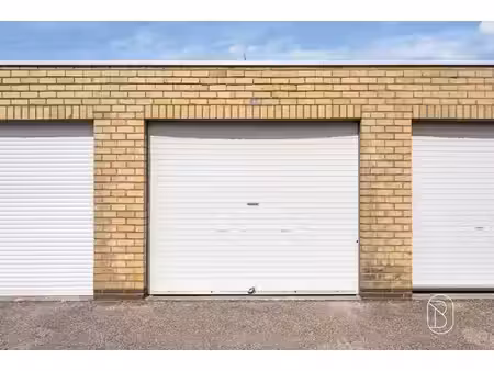 parkings / garages