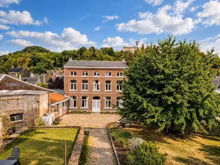 maison avec dependance et 3 parcelles au centre de huy