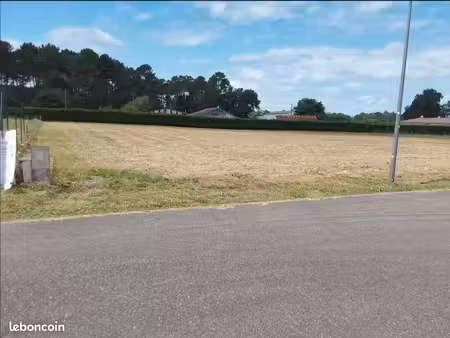 terrain 1 900 m² ygos saint saturnin