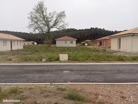 terrain viabilisé 550 m² avec permis de construire accordé – vielle-saint-girons