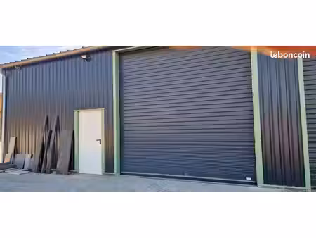 local stockage ou artisanal 130 m²