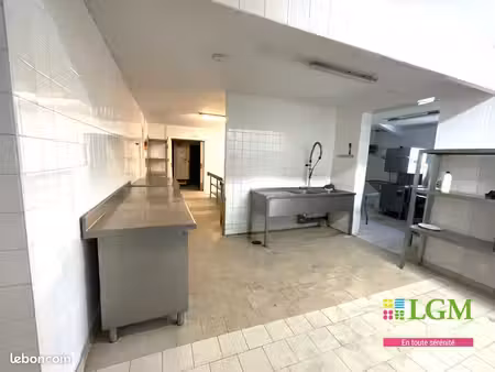 immeuble 2 pièces 360 m²