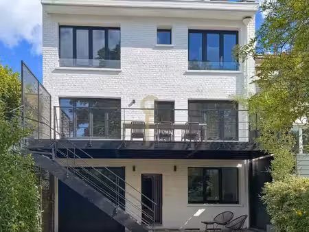 maison de luxe à vendre dans le quartier bourg-centre ville-pont courroy
