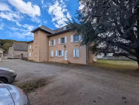 immeuble à vendre ade 27 pièce(s) 650m2 580 000€