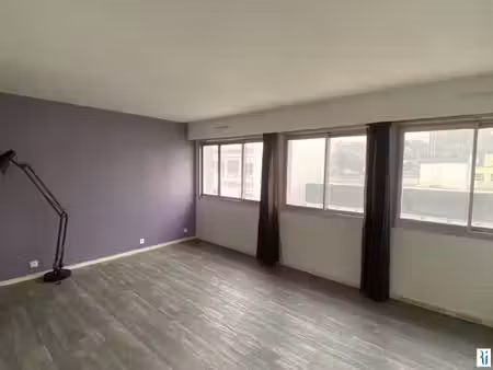 f2 rouen (76000) 63 rue orbe