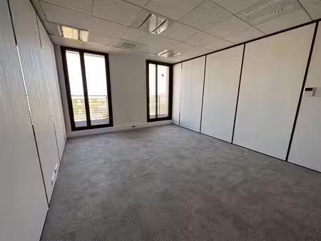 location bureaux montevrain 77144 17m²