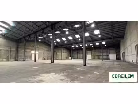 location entrepôt sandouville 76430 1382m² à 5528m²